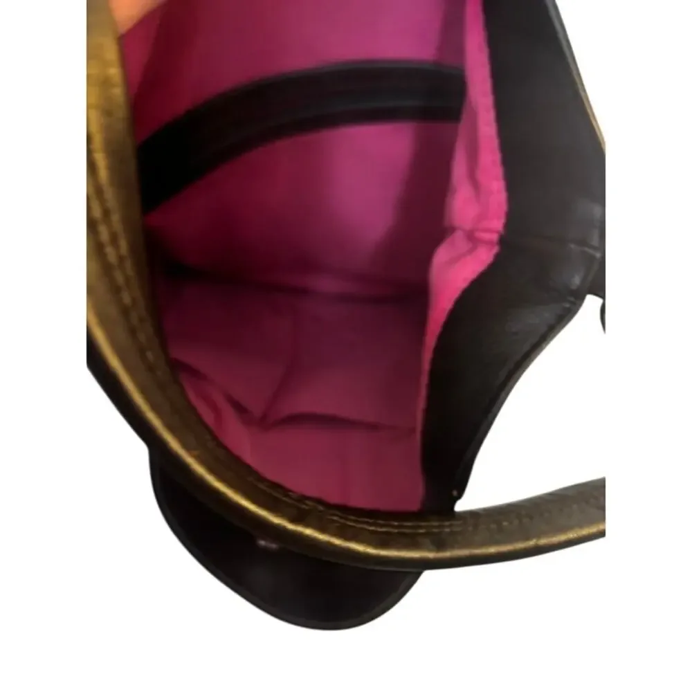 Women’s Black Stone Mountain Shoulder Purse
